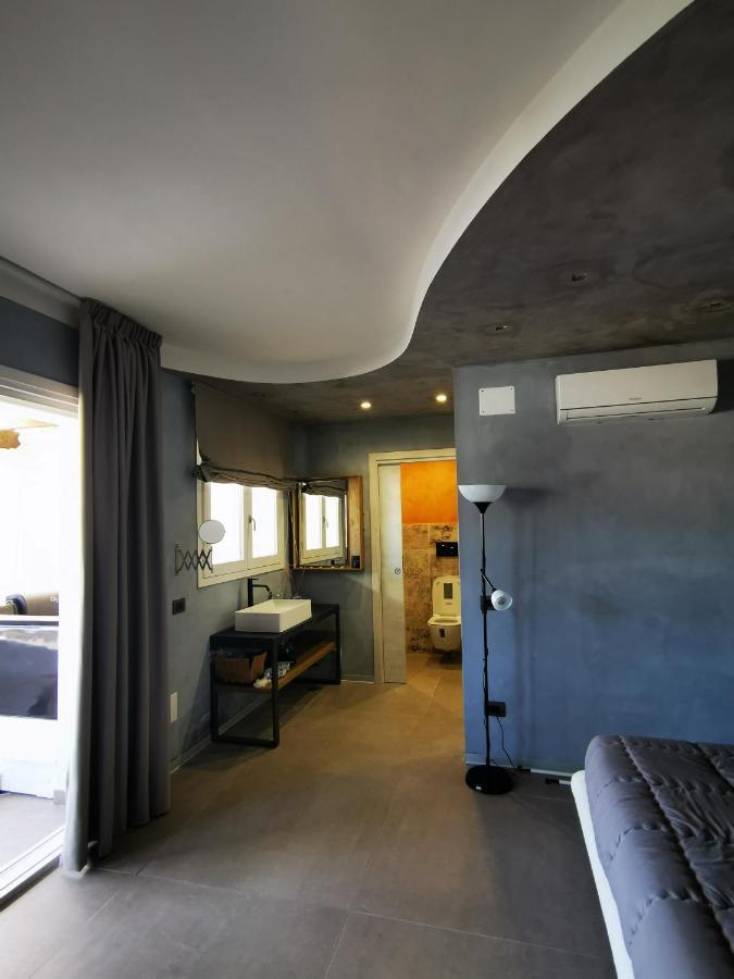 サンタ・テレーザ・ガッルーラ Relais Du Port Bed & Breakfast エクステリア 写真